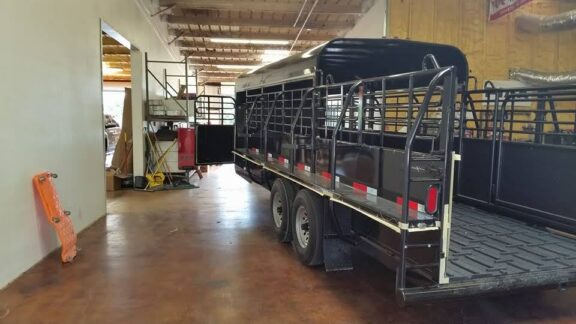 Spraying trailer2