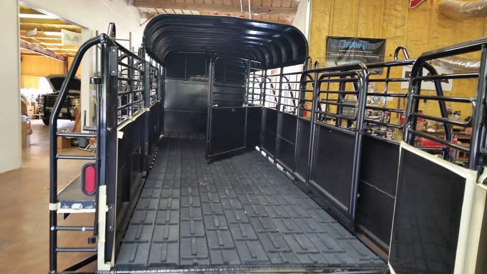 Spraying trailer
