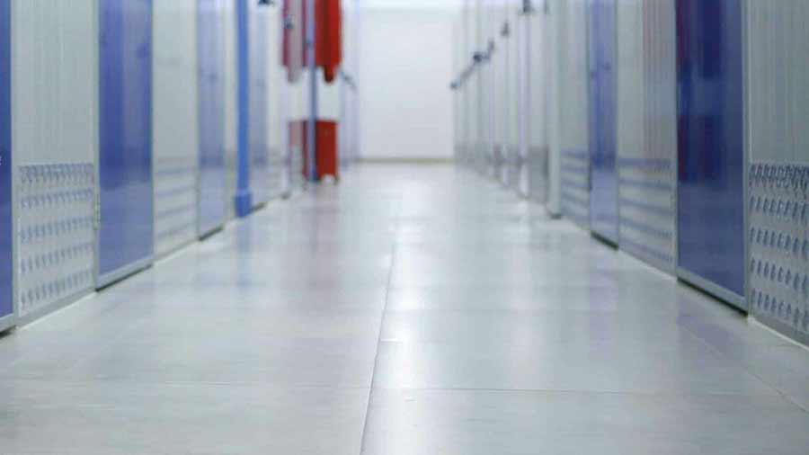 Why Polyurea Training Is A Must: Become A Polyurea Applicator 14 Commercial floor coating