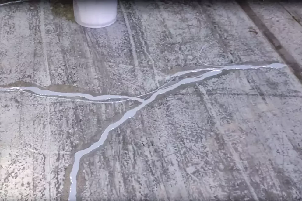 Polyurea Crack Repair